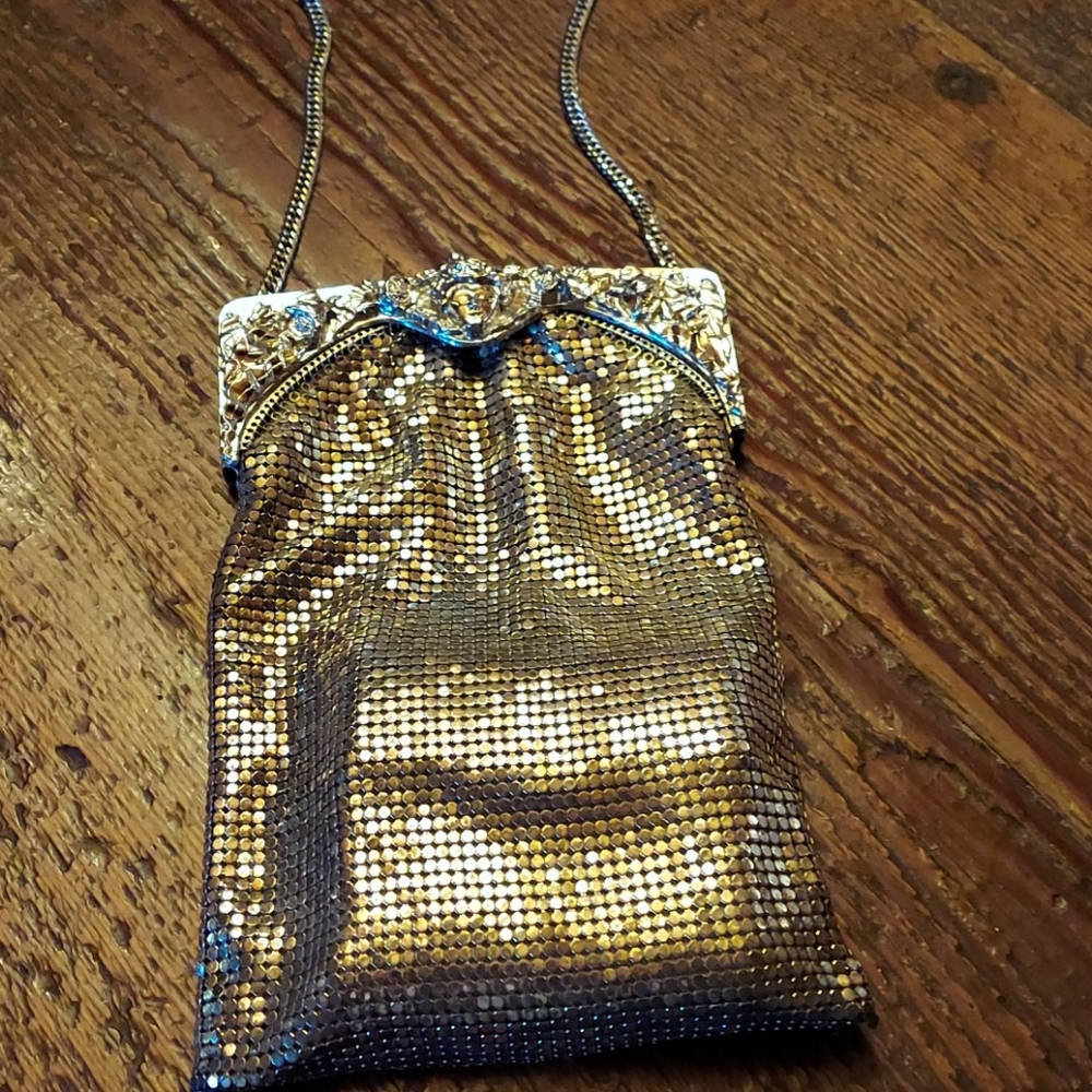 Pocketbook and wallet